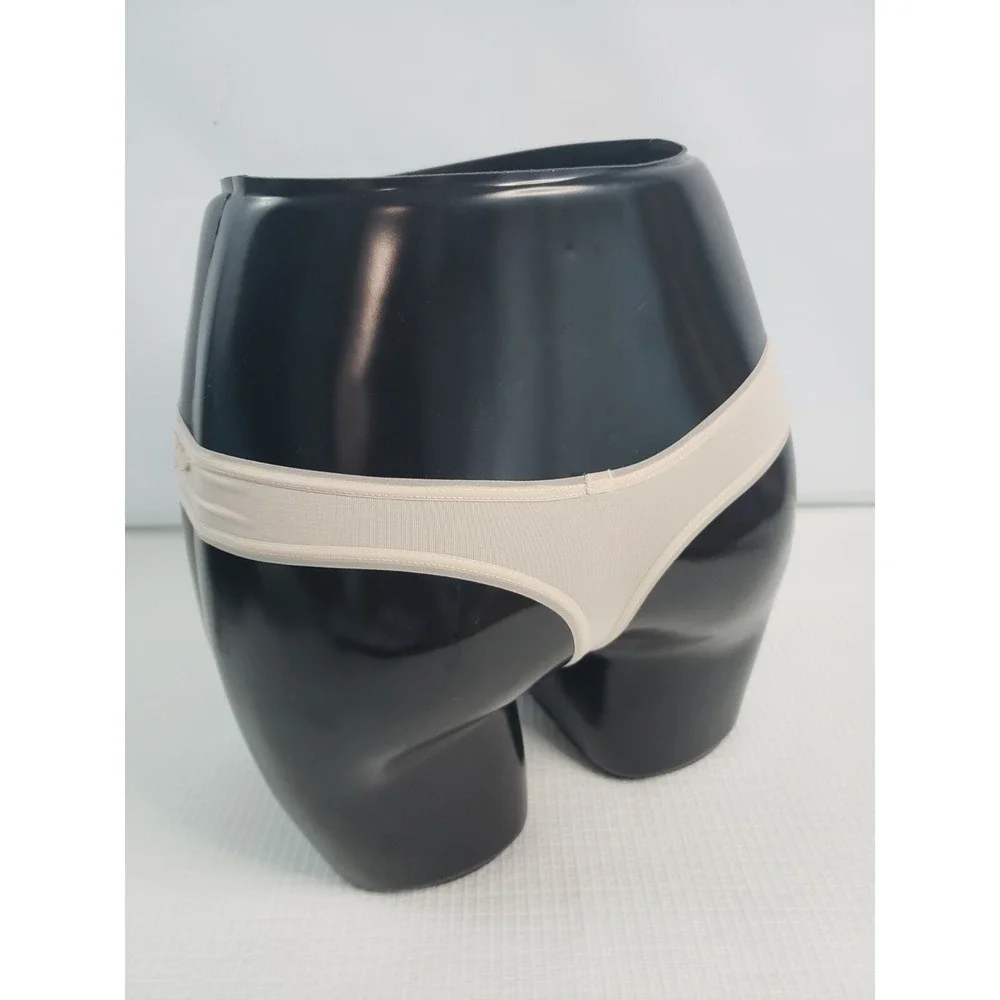 Isaac Mizrahi underwear get by